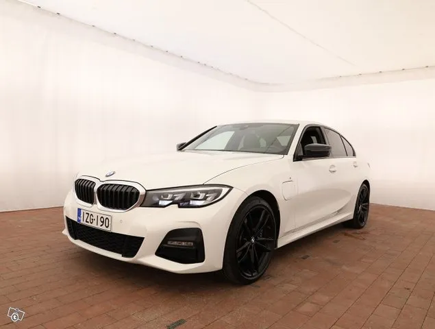 BMW 330 G20 Sedan 330e xDrive A Charged Edition M Sport - Suomi-auto, 1.om, M-sport, Alpinweiss, Navi, Ambient - Ilmainen kotiintoimitus Image 4